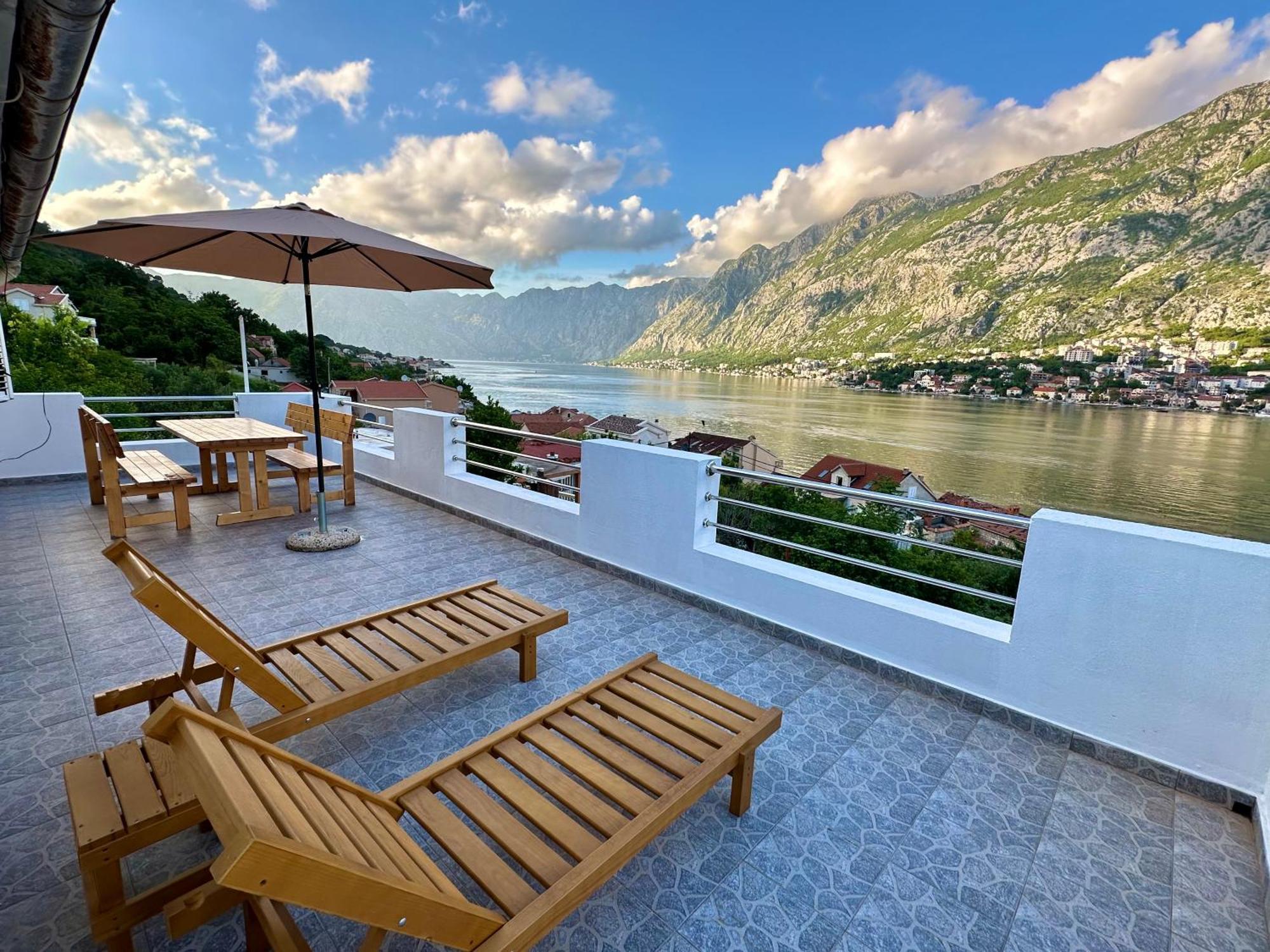 House With Big Terrace And Beautiful Sea View Villa Kotor Exterior photo