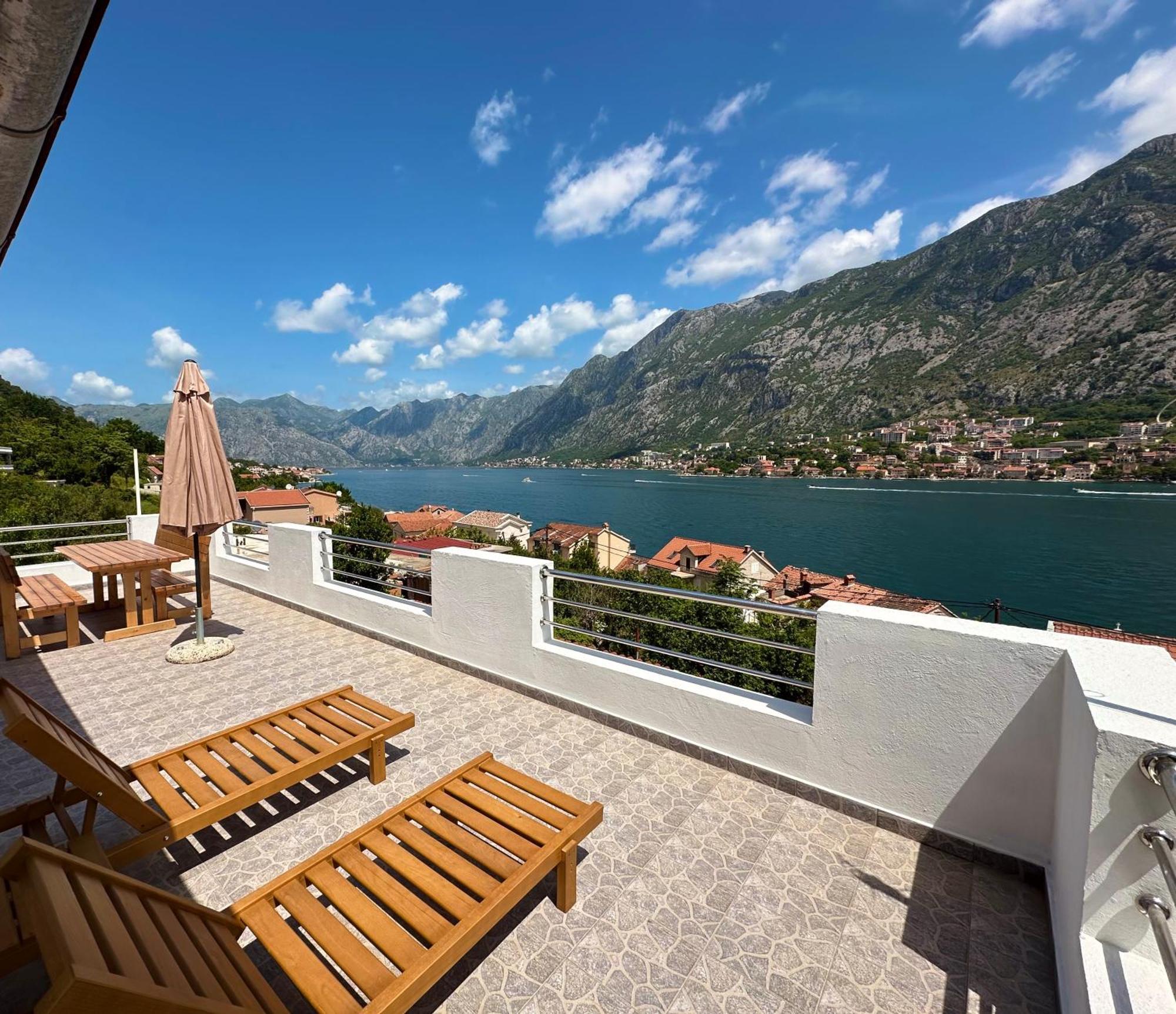 House With Big Terrace And Beautiful Sea View Villa Kotor Exterior photo